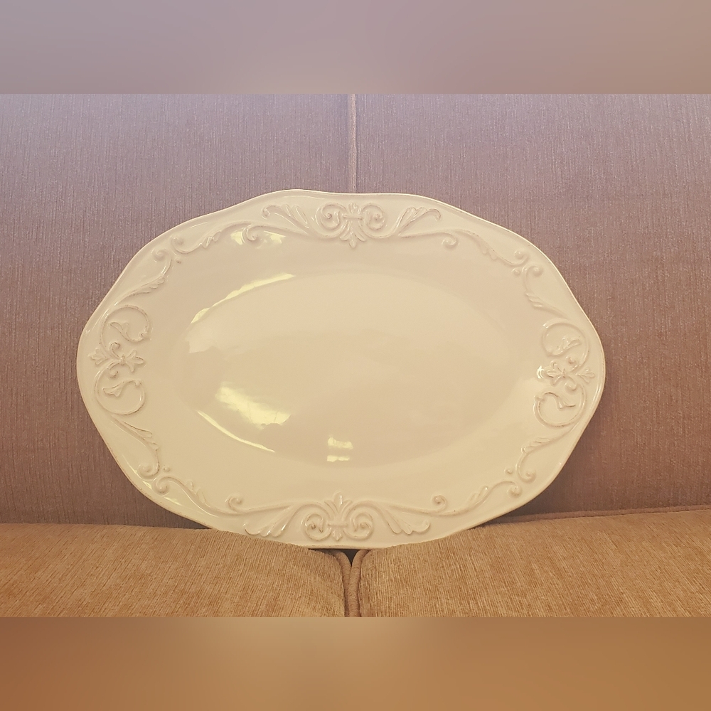 Daniel Cremieux Cream Decorative Platter